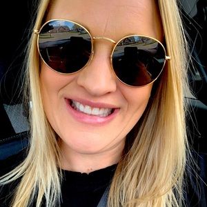 Meet your Posher, Reba